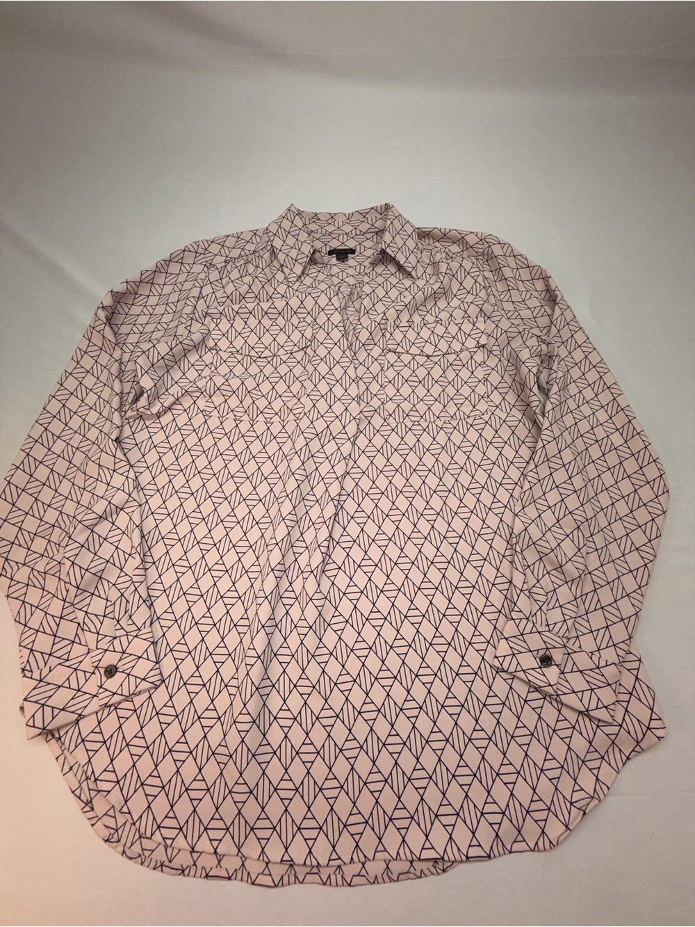 Ann Taylor Blouse M Pink Black Geometric Print Hidden Button Long Sleeve